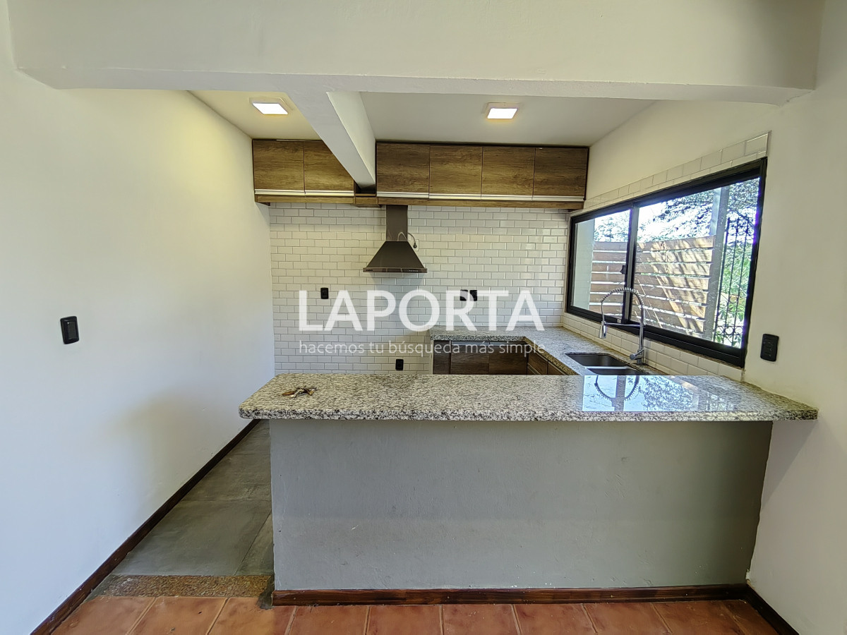 Casa ID.1221/Casa-en-alquiler-en-Arenitas-Blancas,-Salto - Casa en alquiler en Arenitas Blancas, Salto