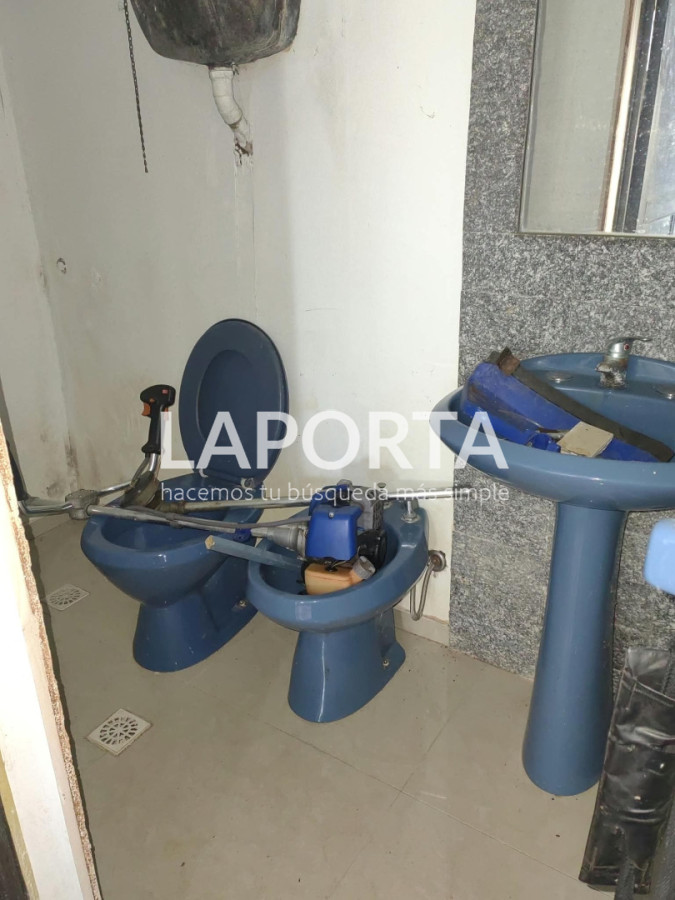 Casa ID.2237/Casa-comoda-con-cochera-en-zona-Sur - Casa comoda con cochera en zona Sur