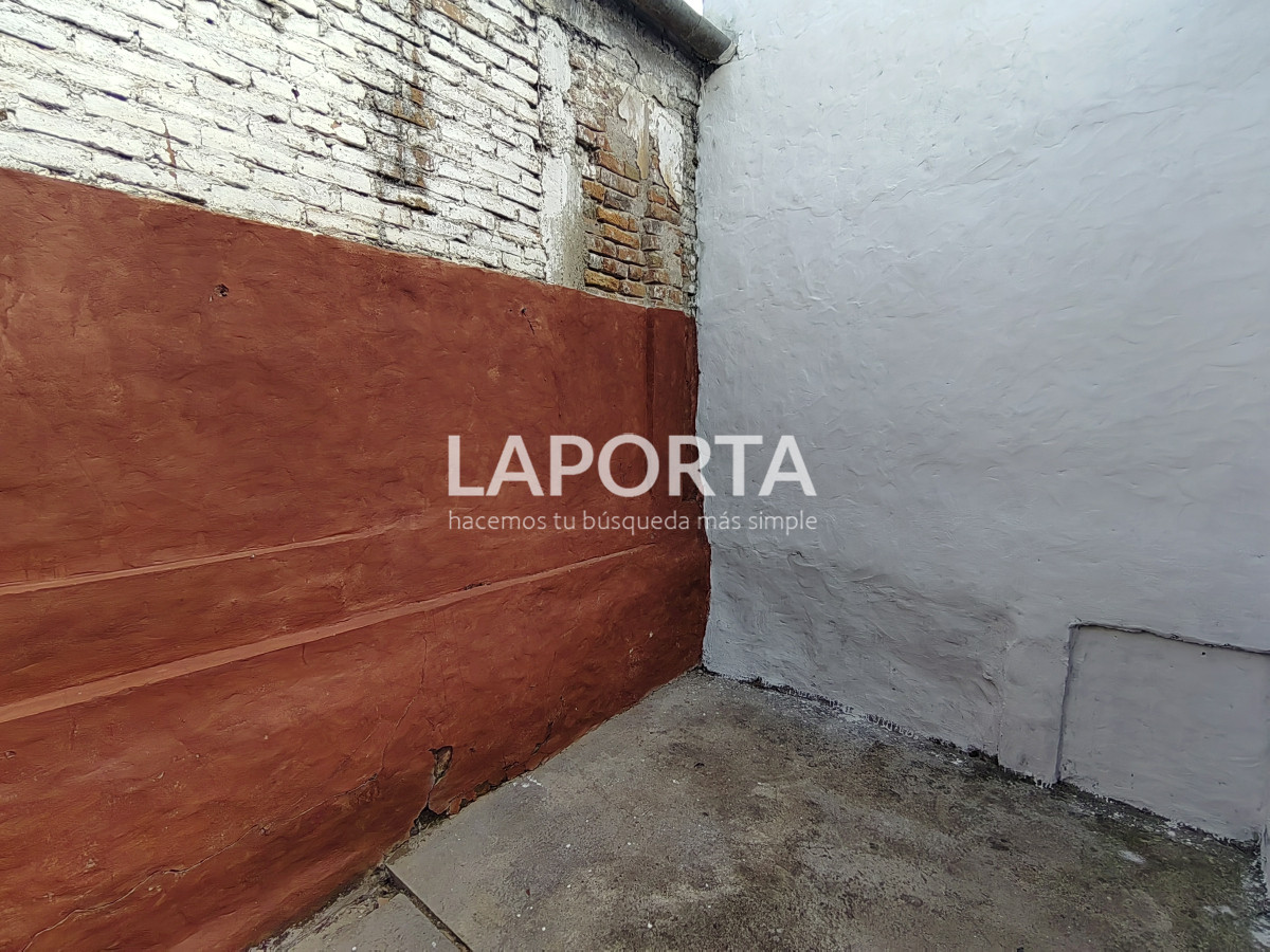 Casa ID.834/Casa-en-alquiler-en-zona-centro-de-Salto - Casa en alquiler en zona centro de Salto