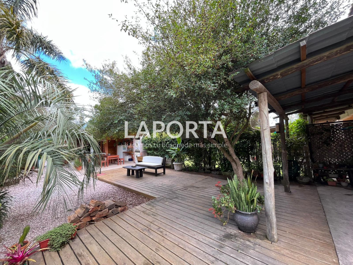 Casa ID.969/Casa-En-venta-en-El-Tesoro - Casa En venta en El Tesoro