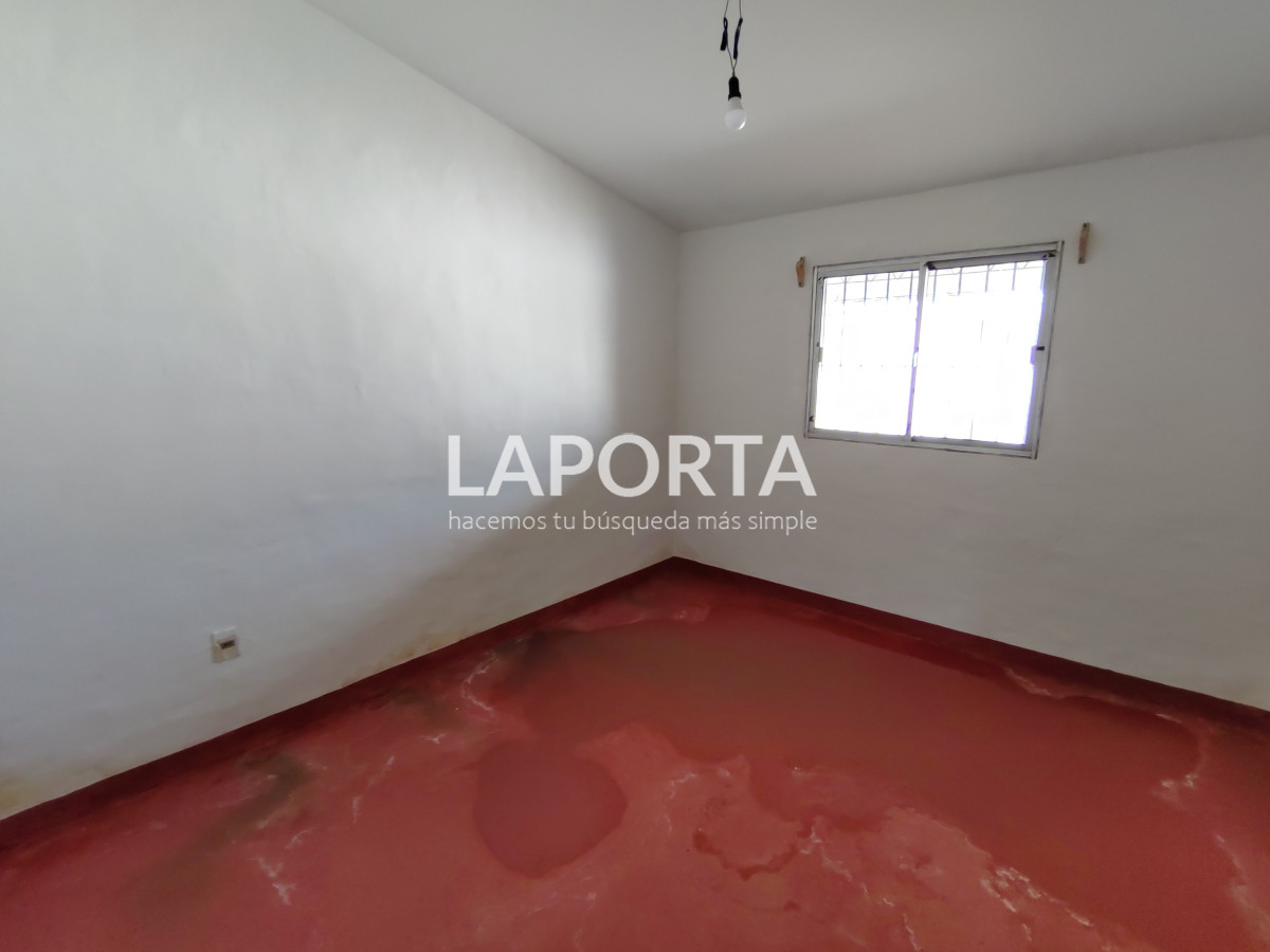 Casa ID.1064/Casa-en-venta-en-zona-Cerro,-Salto. - Casa en venta en zona Cerro, Salto.