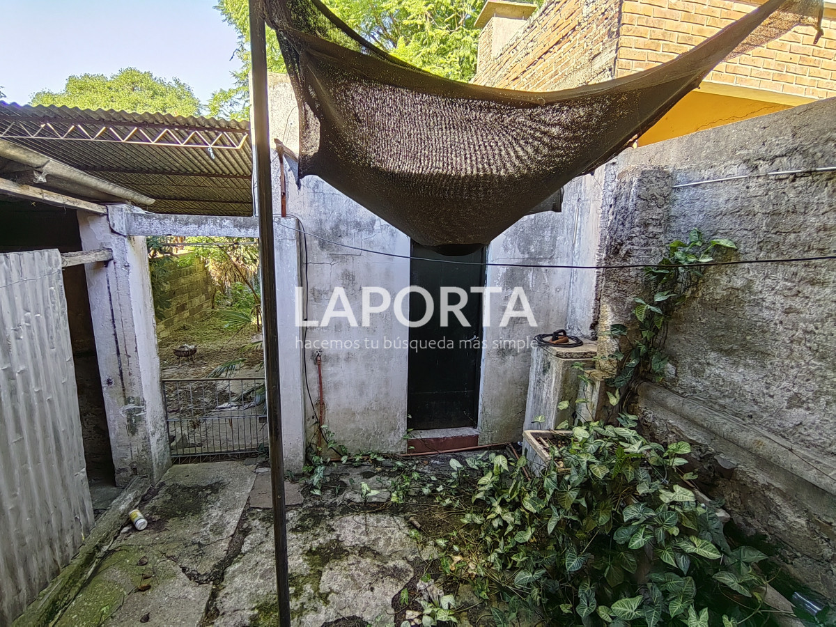 Casa ID.771/Casa-en-venta-cerca-del-centro-en-Salto - Casa en venta cerca del centro en Salto