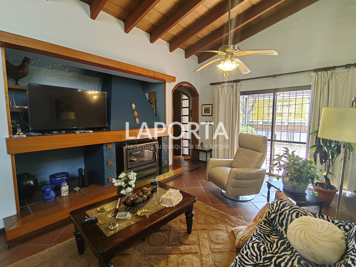 Casa ID.1269/Casa-en-venta-en-Salto - Casa en venta en Salto