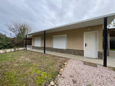 Venta de casa de tres dormitorios en el Tesoro la Barra de Maldonado