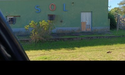 Vendo terreno con casa a reciclar en pleno corazon del pueblo Garzón