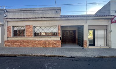 Se Casa Grande en Zona Centrica