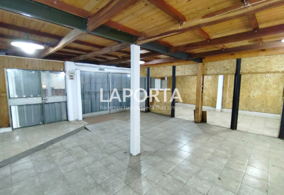 Galpón ID.420/Oportunidad-de-inversión-en-estratégica-ubicación-comercial-en-Salto - Oportunidad de inversión en estratégica ubicación comercial en Salto