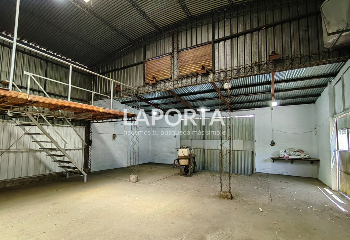 Galpón ID.420/Oportunidad-de-inversión-en-estratégica-ubicación-comercial-en-Salto - Oportunidad de inversión en estratégica ubicación comercial en Salto