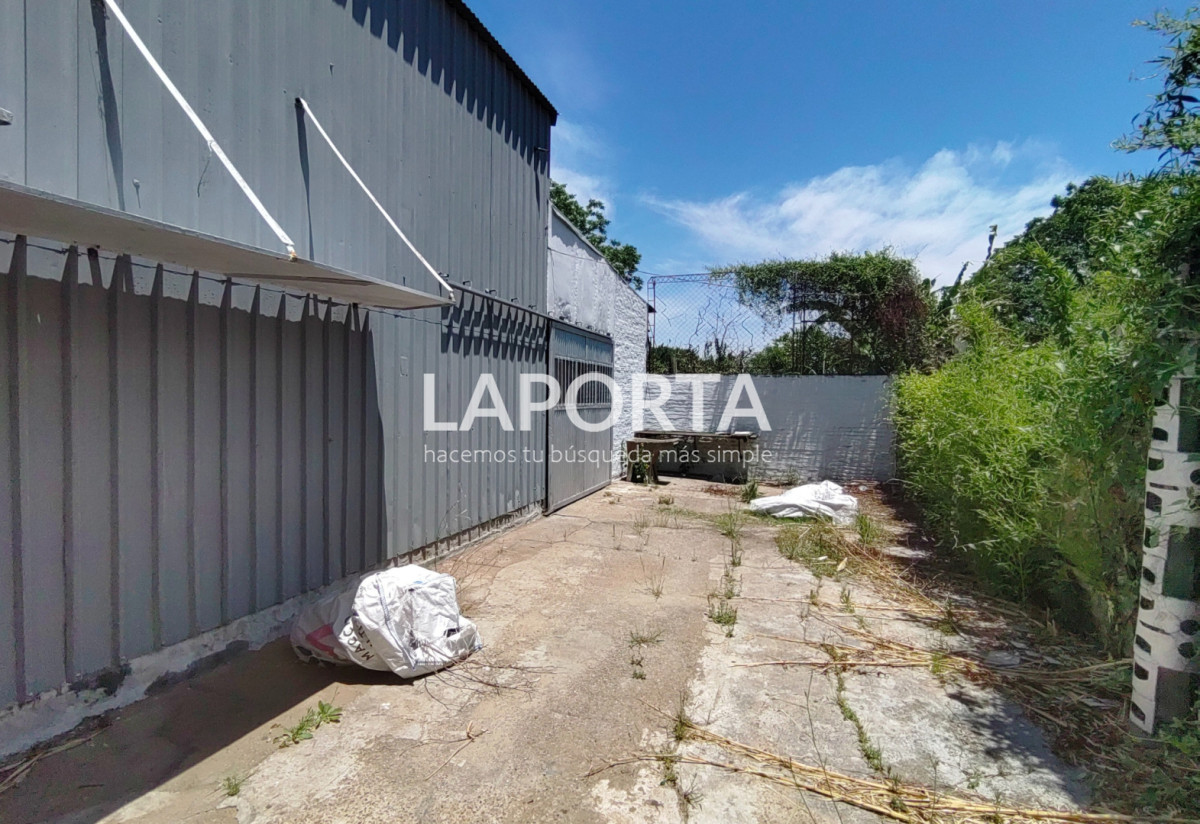 Galpón ID.420/Oportunidad-de-inversión-en-estratégica-ubicación-comercial-en-Salto - Oportunidad de inversión en estratégica ubicación comercial en Salto