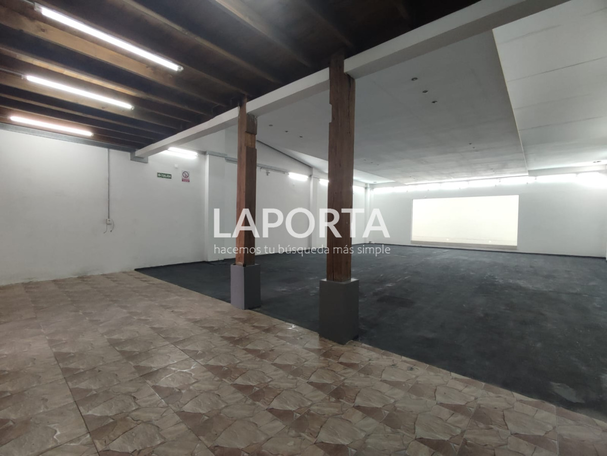 Galpón ID.368/Venta-Galpón/Depósito-con-casa-en-Brazo-Oriental--Montevideo - Venta Galpón/Depósito con casa en Brazo Oriental - Montevideo