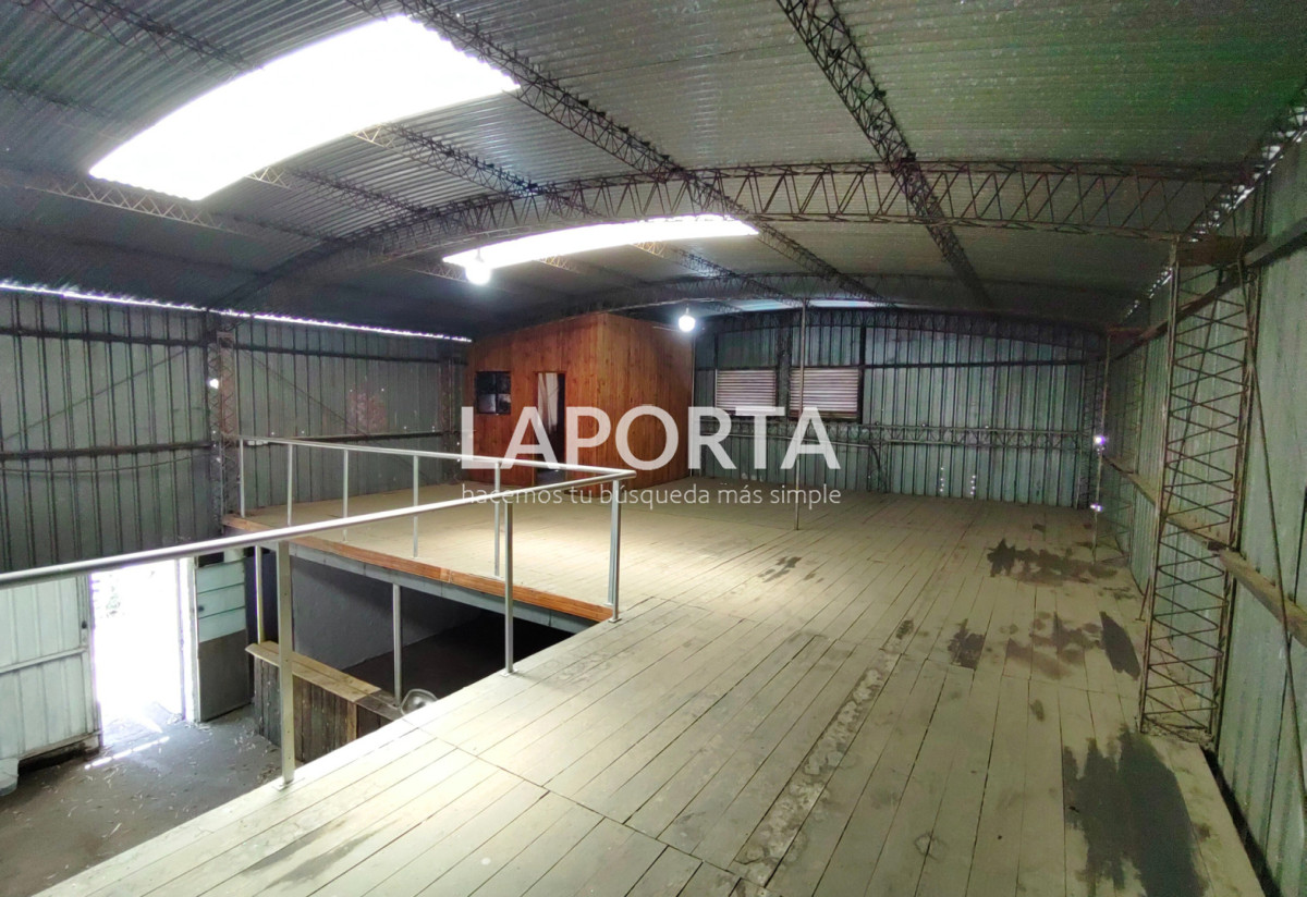 Galpón ID.420/Oportunidad-de-inversión-en-estratégica-ubicación-comercial-en-Salto - Oportunidad de inversión en estratégica ubicación comercial en Salto