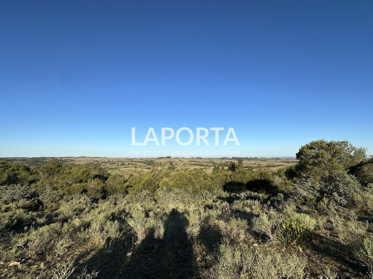 Chacra ID.1018/Venta-de-Chacra-en-Punta-del-Este-Sierras-de-Garzón - Venta de Chacra en Punta del Este Sierras de Garzón