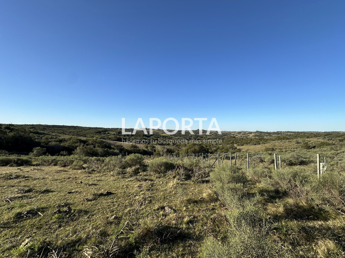 Chacra ID.1018/Venta-de-Chacra-en-Punta-del-Este-Sierras-de-Garzón - Venta de Chacra en Punta del Este Sierras de Garzón