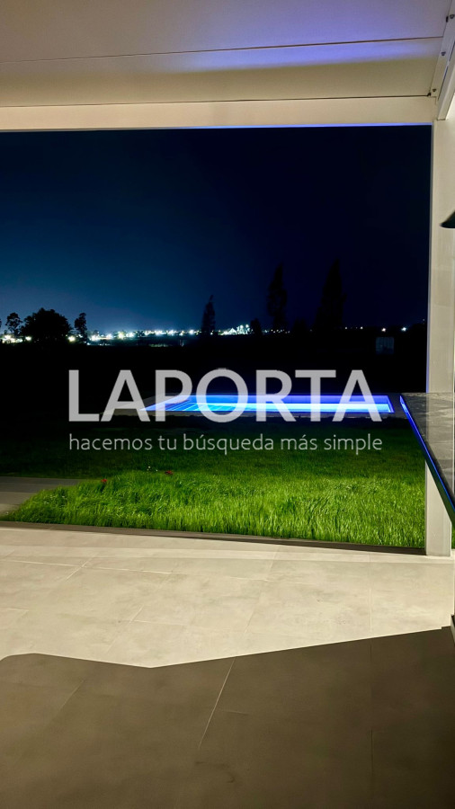 Local Comercial ID.438/Salón-de-fiestas-y-eventos--Nueva-Hespérides - Salón de fiestas y eventos - Nueva Hespérides