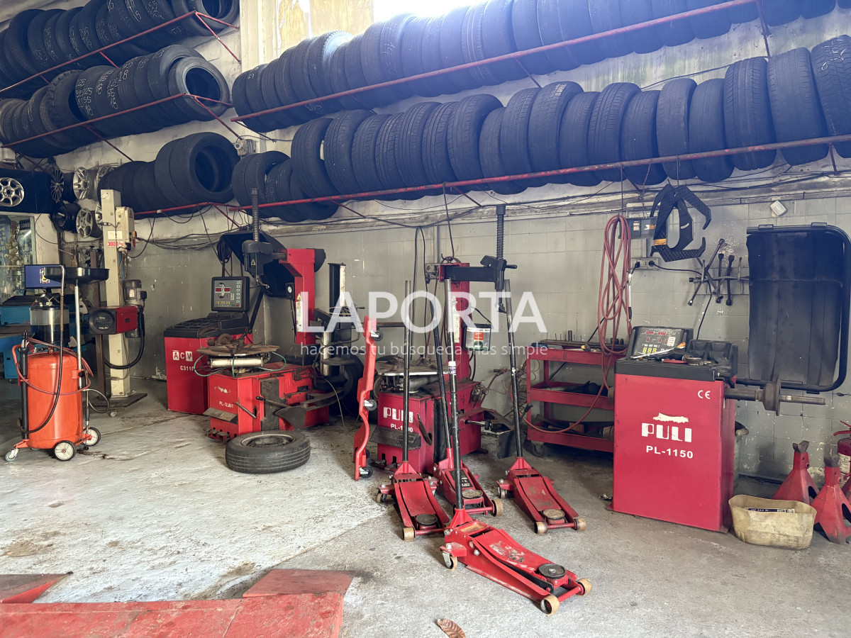 Local Comercial ID.94 - Local Comercial En Vent aen el centro de Maldonado