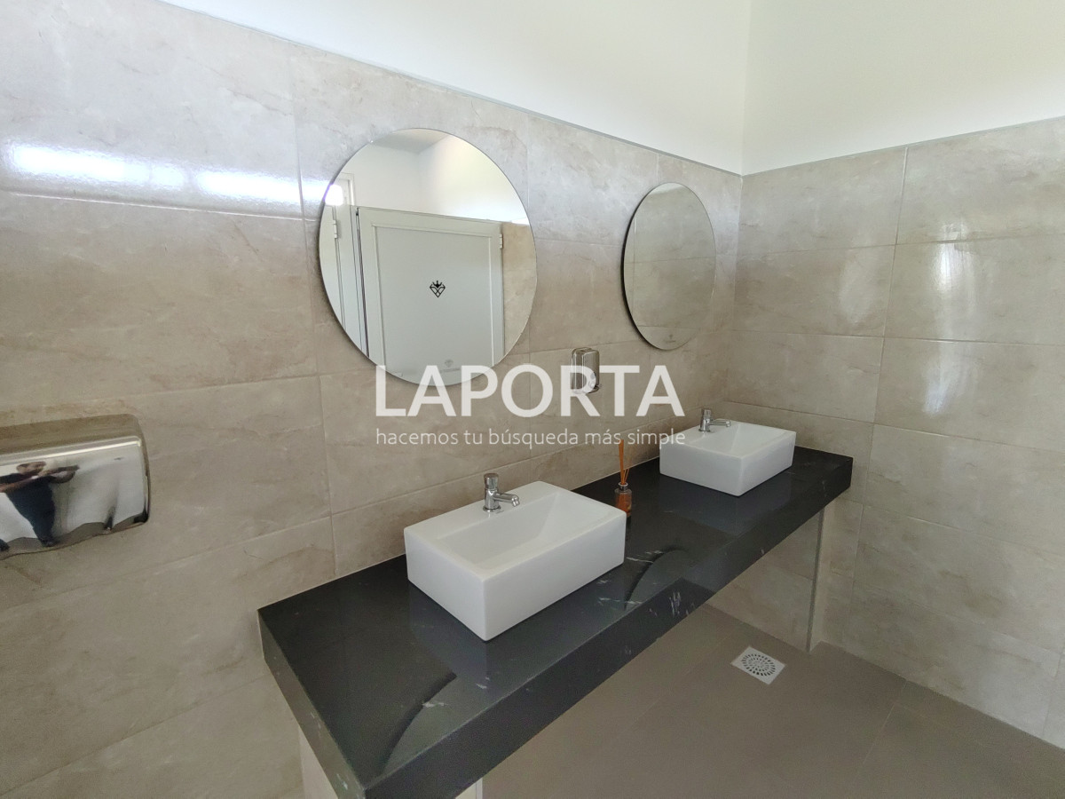 Local Comercial ID.438/Salón-de-fiestas-y-eventos--Nueva-Hespérides - Salón de fiestas y eventos - Nueva Hespérides