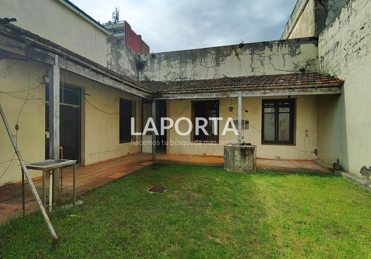 Local Comercial ID.1318/Local-comercial-en-alquiler,-en-el-centro-de-Salto - Local comercial en alquiler, en el centro de Salto