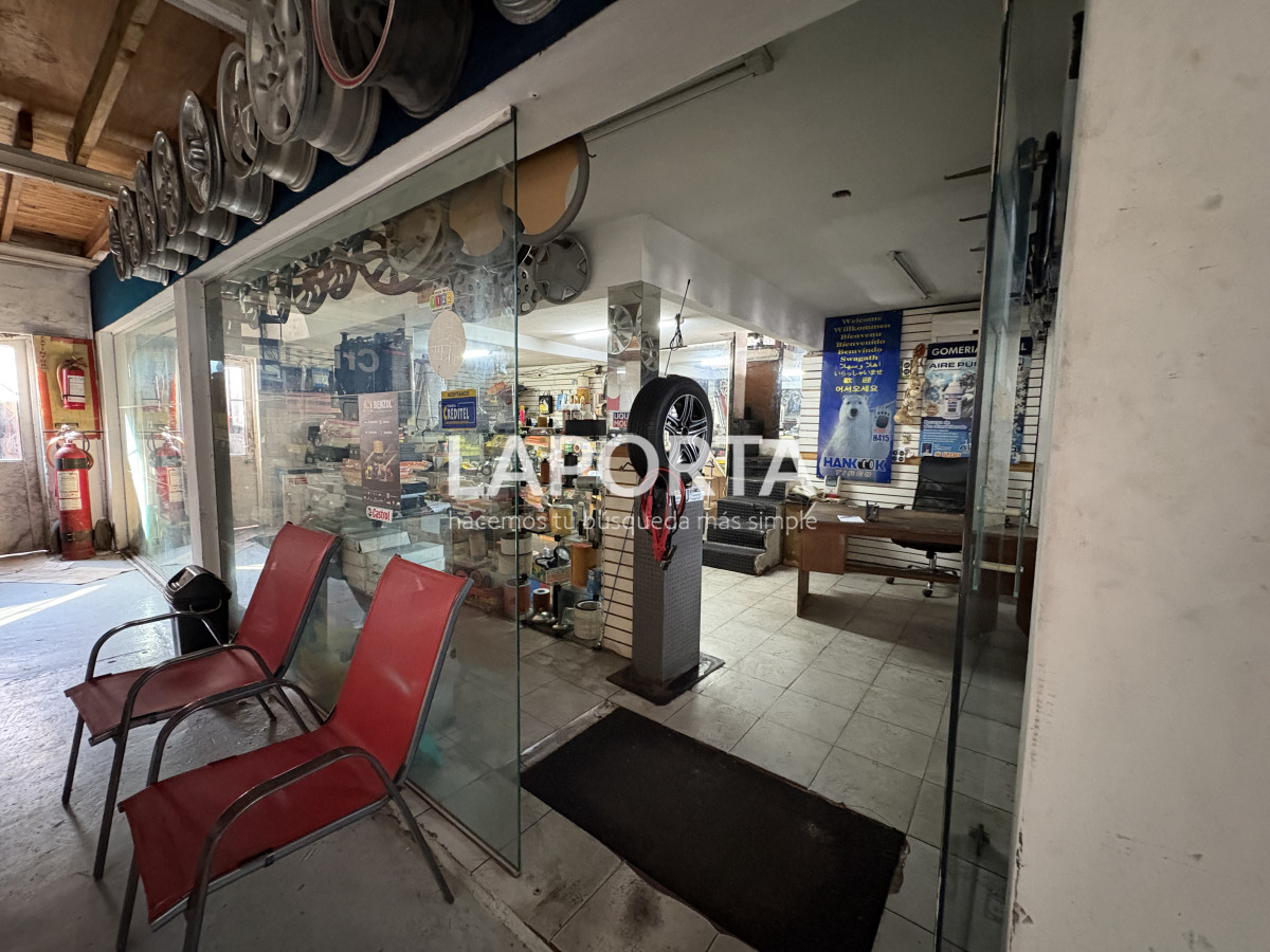 Local Comercial ID.94 - Local Comercial En Vent aen el centro de Maldonado