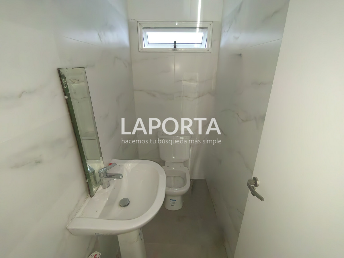 Local Comercial ID.1198/Locales-comerciales-en-Edificio-Plaza- - Locales comerciales en Edificio Plaza 