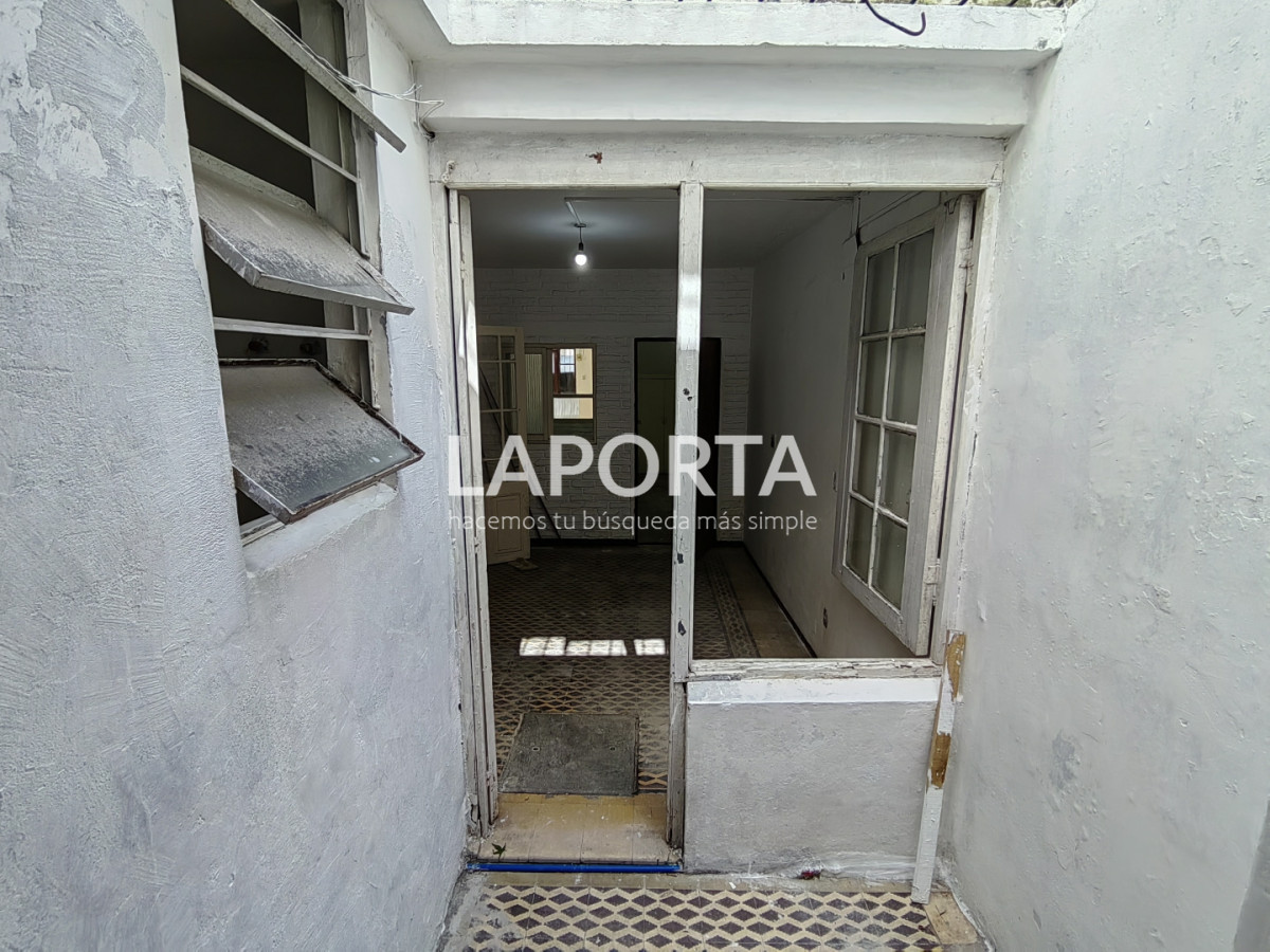 Local Comercial ID.1337/Local-comercial-en-alquiler-en-el-centro-de-Salto - Local comercial en alquiler en el centro de Salto