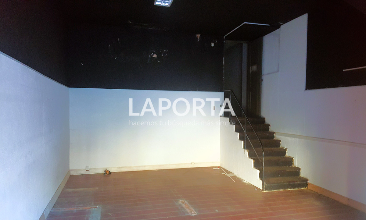 Local Comercial ID.926/Local-en-venta-en-Salto - Local en venta en Salto