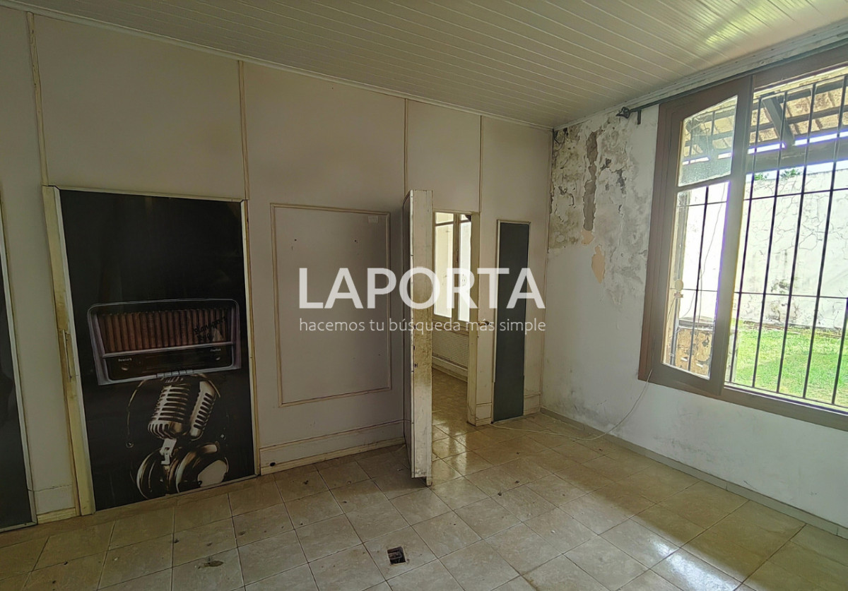 Local Comercial ID.1318/Local-comercial-en-alquiler,-en-el-centro-de-Salto - Local comercial en alquiler, en el centro de Salto