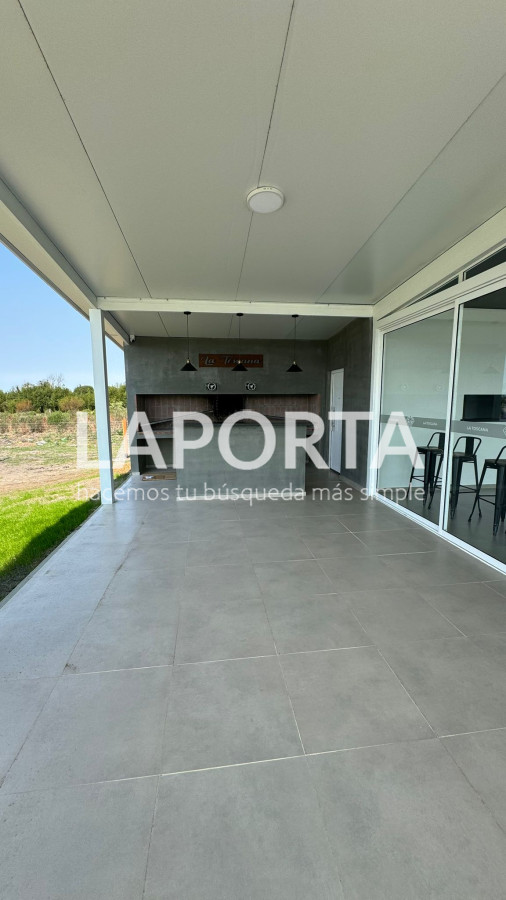 Local Comercial ID.438/Salón-de-fiestas-y-eventos--Nueva-Hespérides - Salón de fiestas y eventos - Nueva Hespérides