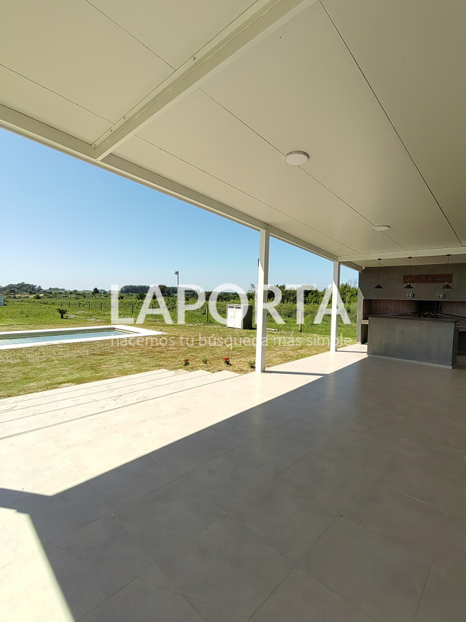 Local Comercial ID.438/Salón-de-fiestas-y-eventos--Nueva-Hespérides - Salón de fiestas y eventos - Nueva Hespérides