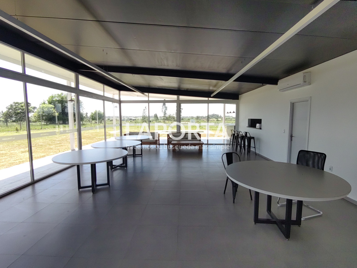 Local Comercial ID.438/Salón-de-fiestas-y-eventos--Nueva-Hespérides - Salón de fiestas y eventos - Nueva Hespérides