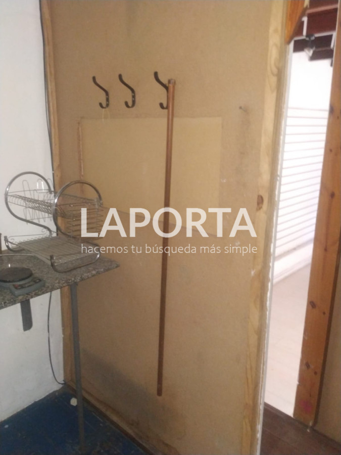 Local Comercial ID.2148/Local-en-pleno-centro - Local en pleno centro