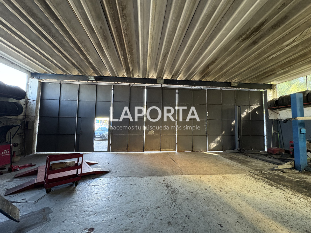 Local Comercial ID.94/Local-Comercial-En-Vent-aen-el-centro-de-Maldonado - Local Comercial En Vent aen el centro de Maldonado