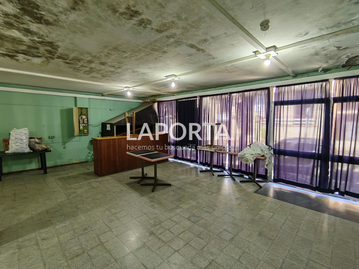 Local Comercial ID.1301/Local-comercial-en-venta-en-Salto - Local comercial en venta en Salto