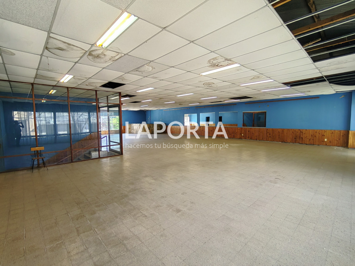 Local Comercial ID.1301/Local-comercial-en-venta-en-Salto - Local comercial en venta en Salto