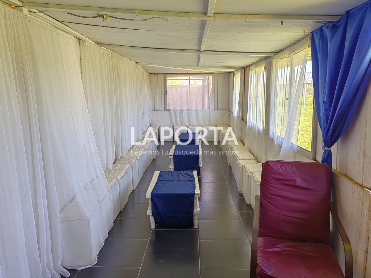 Local Comercial ID.1323/Salón-de-fiestas-y-eventos-con-amplio-terreno-en-Salto - Salón de fiestas y eventos con amplio terreno en Salto