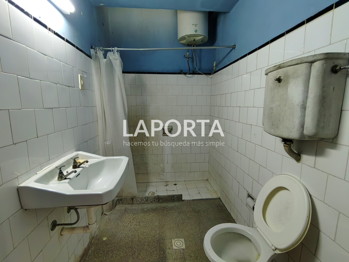 Local Comercial ID.1301/Local-comercial-en-venta-en-Salto - Local comercial en venta en Salto