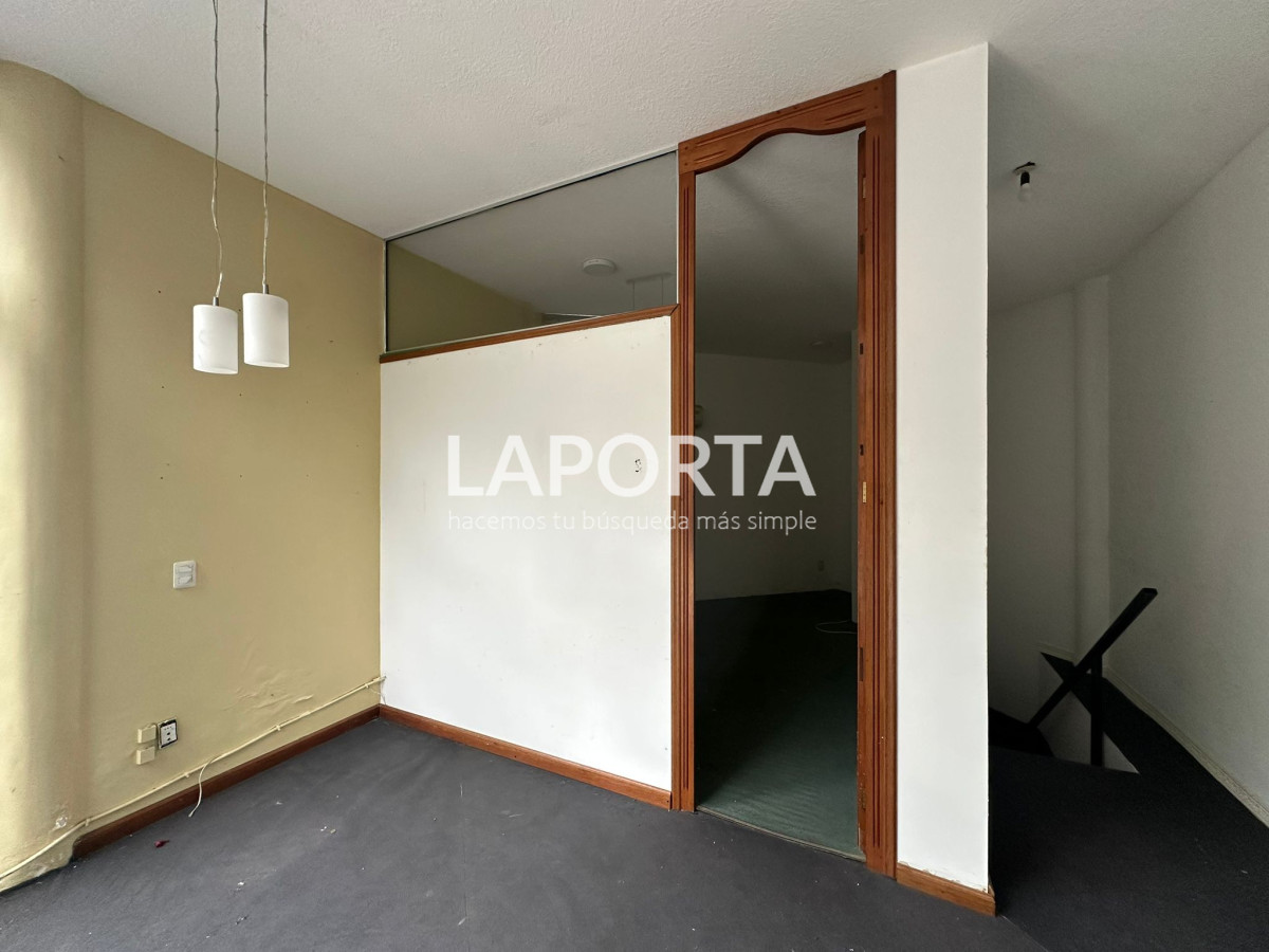 Local Comercial ID.1055/Venta-o-alquiler-de-local-comercial-en-Roosevelt-en-Punta-del-Este - Venta o alquiler de local comercial en Roosevelt en Punta del Este