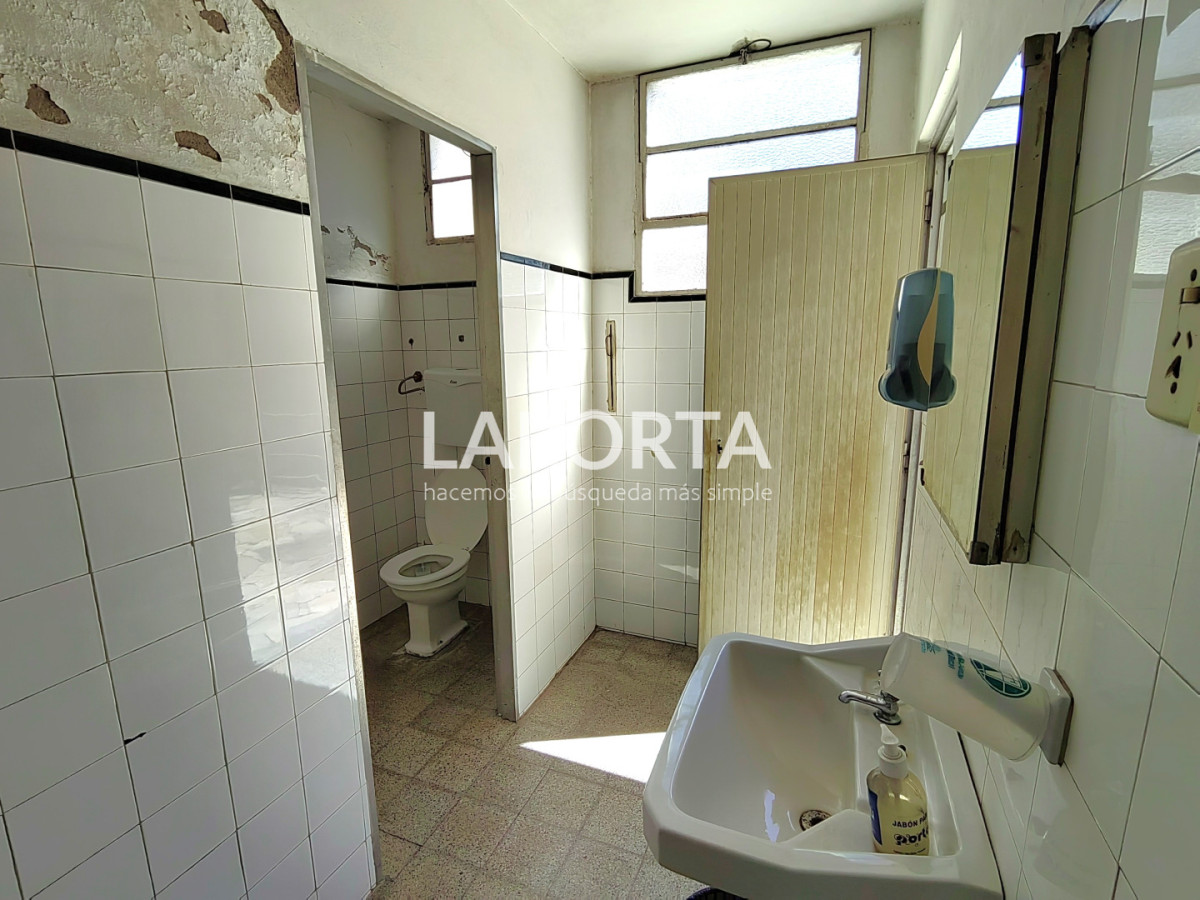 Local Comercial ID.1301/Local-comercial-en-venta-en-Salto - Local comercial en venta en Salto