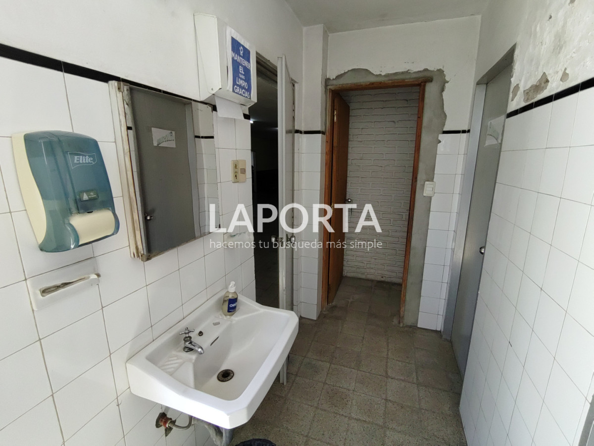 Local Comercial ID.1301/Local-comercial-en-venta-en-Salto - Local comercial en venta en Salto