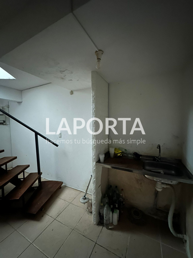 Local Comercial ID.1055/Venta-o-alquiler-de-local-comercial-en-Roosevelt-en-Punta-del-Este - Venta o alquiler de local comercial en Roosevelt en Punta del Este