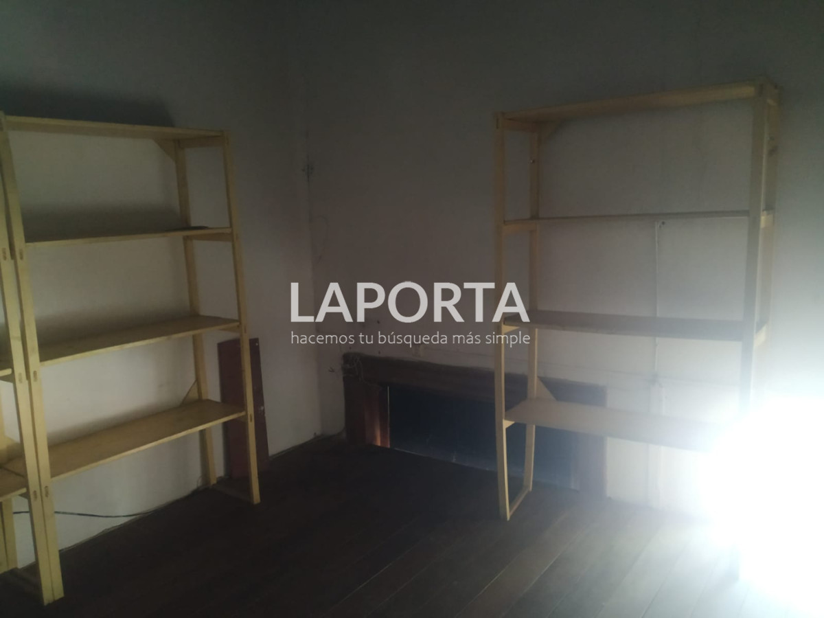 Local Comercial ID.2148/Local-en-pleno-centro - Local en pleno centro