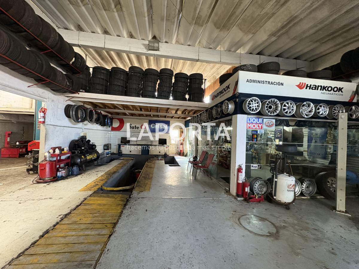 Local Comercial ID.94/Local-Comercial-En-Vent-aen-el-centro-de-Maldonado - Local Comercial En Vent aen el centro de Maldonado