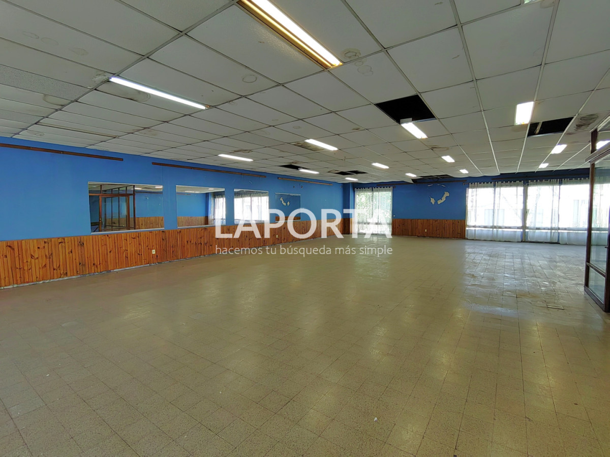 Local Comercial ID.1301/Local-comercial-en-venta-en-Salto - Local comercial en venta en Salto