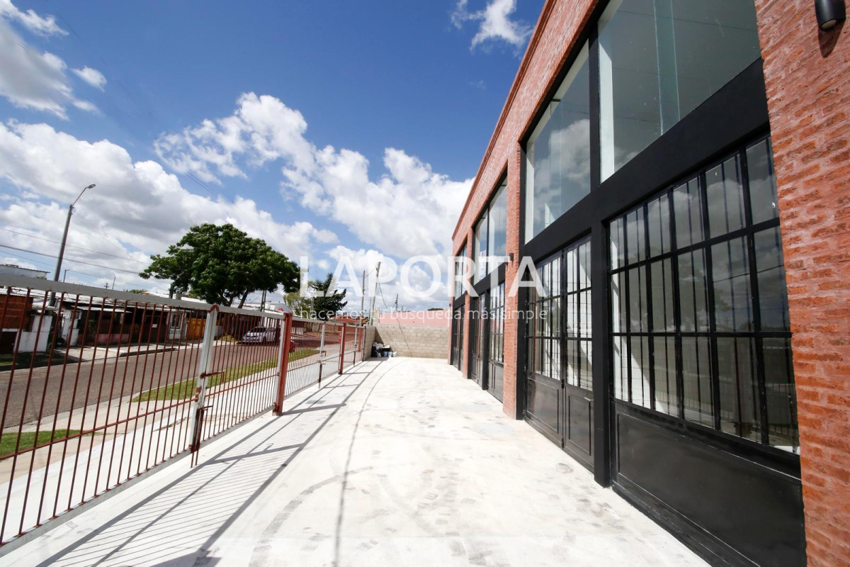 Local Comercial ID.84/Local-Comercial-en-Alquiler-En-Maldonado - Local Comercial en Alquiler En Maldonado