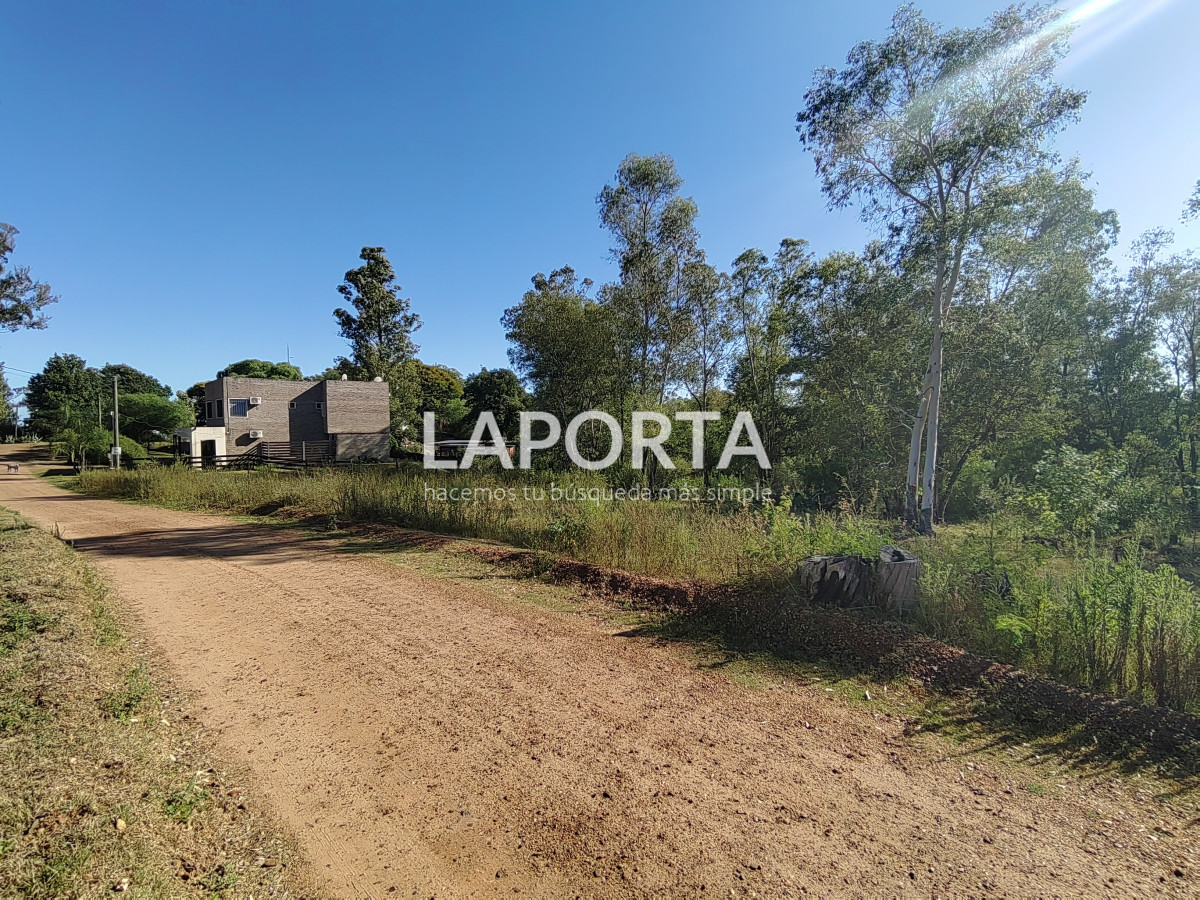 Terreno ID.621/Terreno-en-Arenitas-Blancas,-449-m2-de-superficie - Terreno en Arenitas Blancas, 449 m2 de superficie