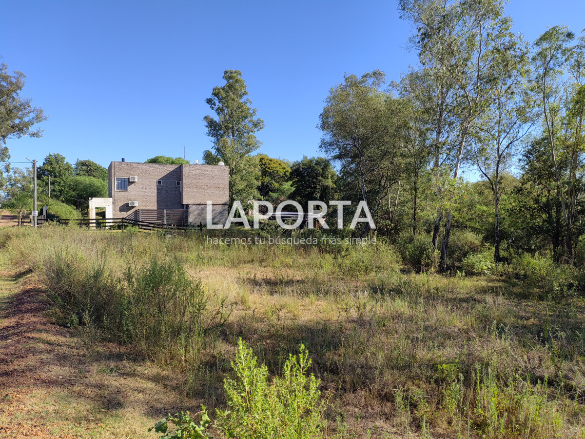 Terreno ID.621/Terreno-en-Arenitas-Blancas,-449-m2-de-superficie - Terreno en Arenitas Blancas, 449 m2 de superficie