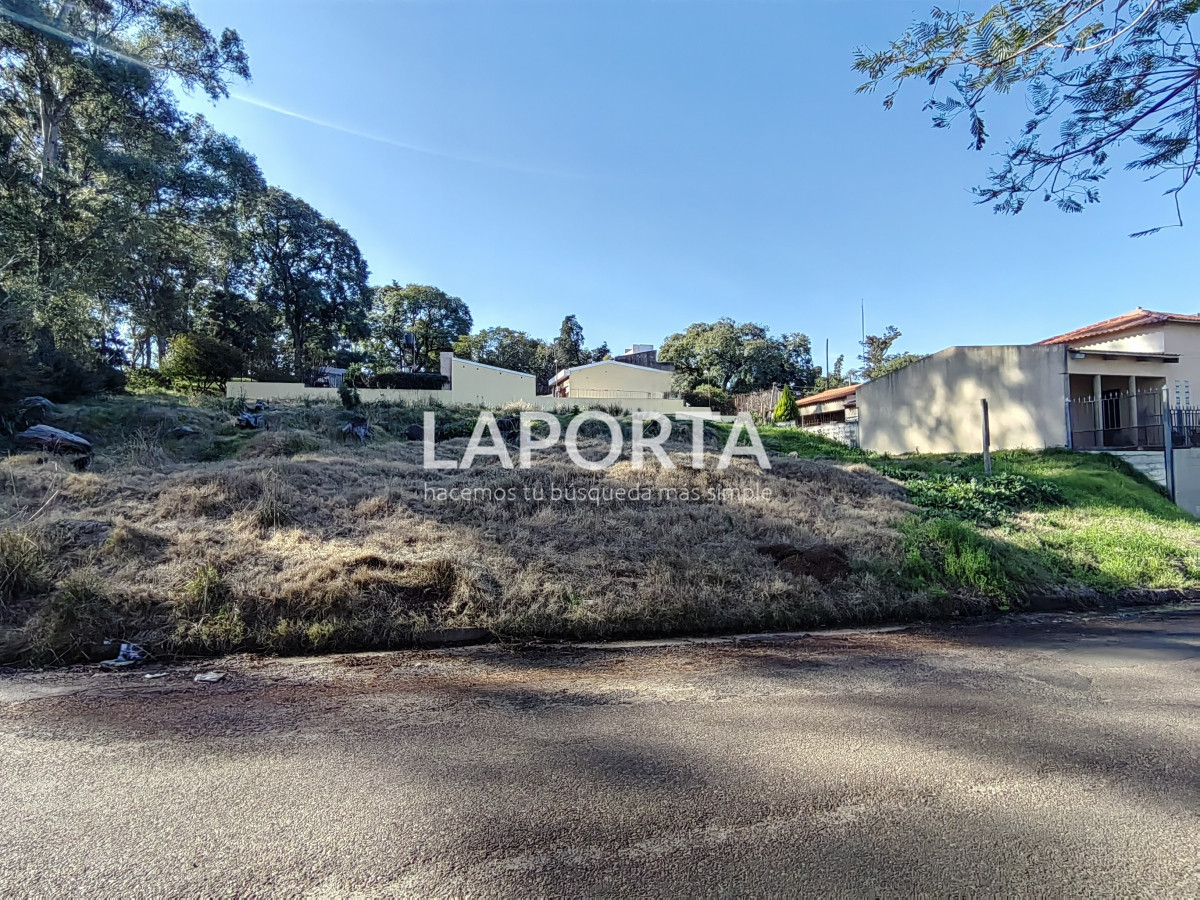 Terreno ID.1173/Terrenos-en-venta-en-zona-Parque-Solari,-Salto - Terrenos en venta en zona Parque Solari, Salto