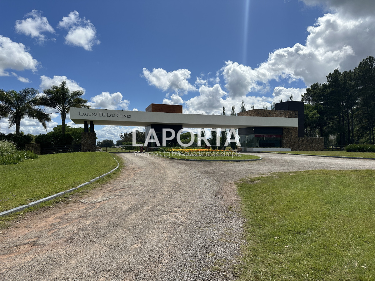 Terreno ID.548/Venta-Terrenos-en-Barrios-Privados-Laguna-de-los-Cisnes - Venta Terrenos en Barrios Privados Laguna de los Cisnes