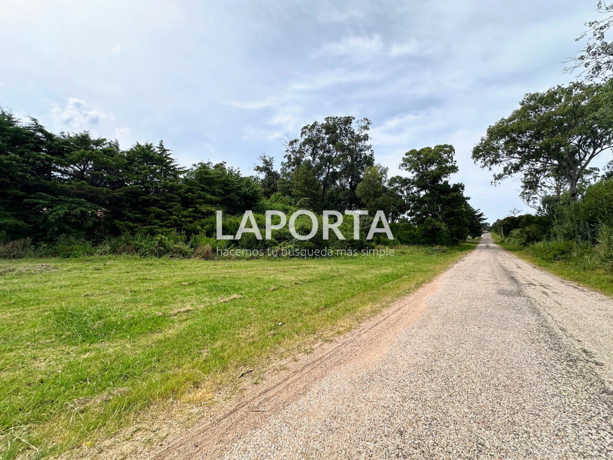 Terreno ID.55/Terreno-en-venta,-en-zona-de-Club-de-Golf-en-Punta-del-Este - Terreno en venta, en zona de Club de Golf en Punta del Este