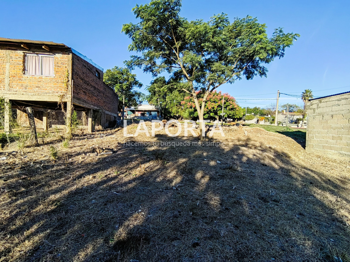 Terreno ID.910/Buen-terreno-con-todos-los-servicios-a-la-puerta - Buen terreno con todos los servicios a la puerta