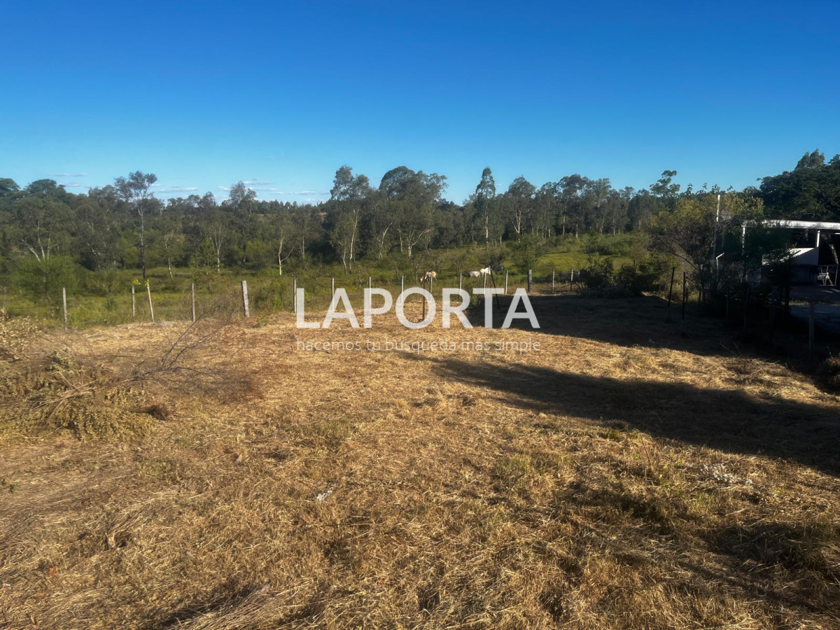 Terreno ID.648/Terreno-en-Arenitas-Blancas--Ubicación-privilegiada-y-entorno-natural - Terreno en Arenitas Blancas - Ubicación privilegiada y entorno natural